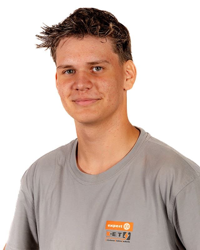 Sandro Szele