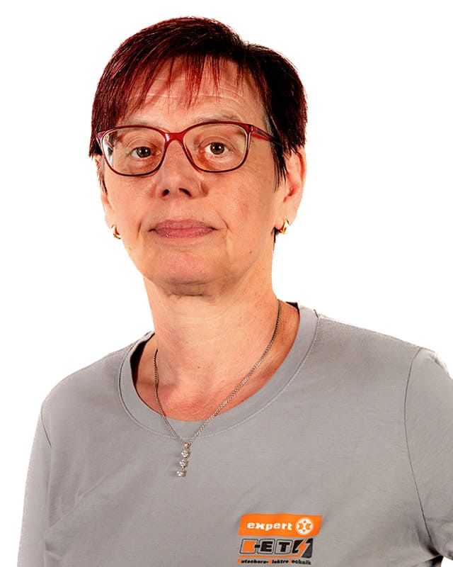 Bettina Francsics